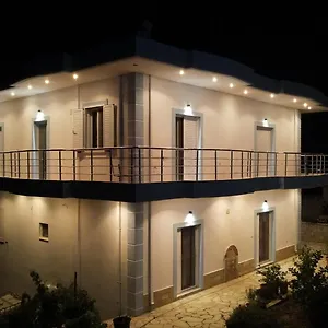 Antigonea Villa Gjirokastër